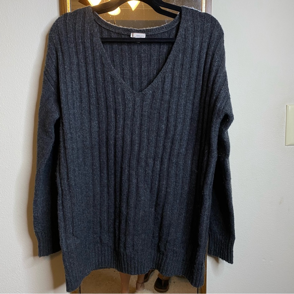 V-neck Grey Sweater Gap